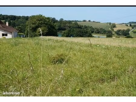 terrain constructible viabilisé – centre d’arzacq – vue lac