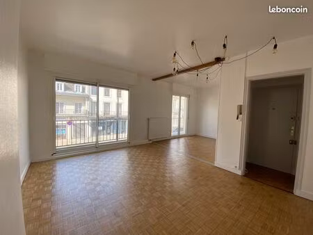 appartement 70 m² centre-ville