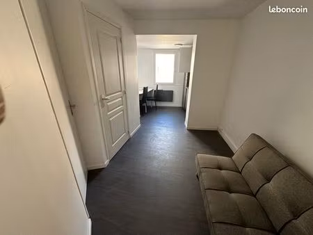 loue studio meublé