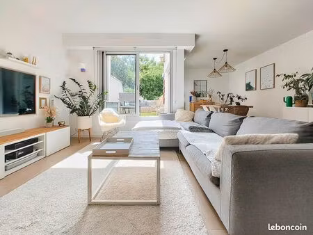 duplex avec accès individuel au cœur de la vallée du cens