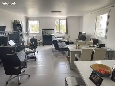 appartement 3 pièces 80 m²