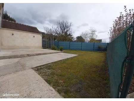 location t3 avec jardin