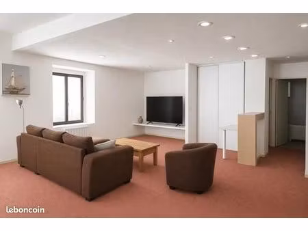 appartement 7 pièces 172 m²