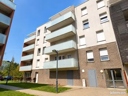 appartement 3 pièces 65 m²