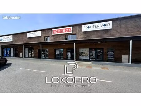 local commercial 96 m² cholet