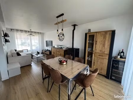 maison 4 pièces 77 m²