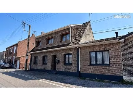 maison 7 pièces 150 m²