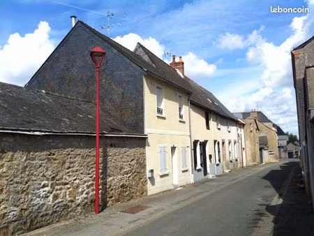 maison de bourg rénové en très bon état