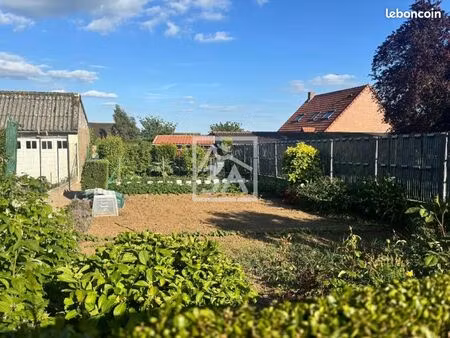 maison 7 pièces 90 m²