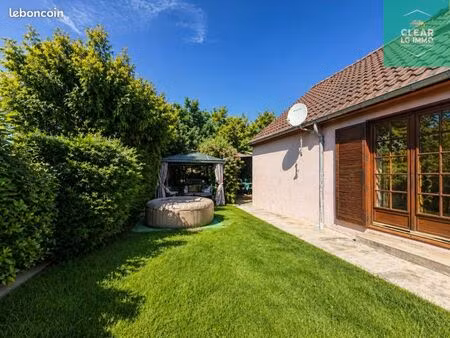 maison 6 pièces 133 m²