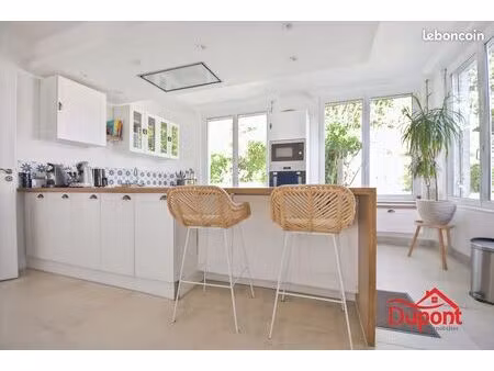 maison 7 pièces 162 m²