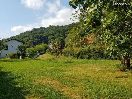 terrain constructible centre de louhossoa