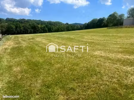 terrain 1218 m² nebouzat