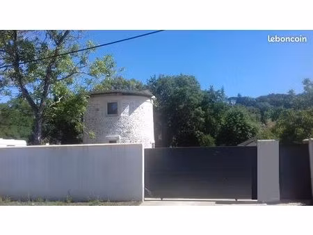 30 minutes de bayonne  900 m² de terrain de constriction