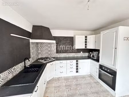 appartement 3 pièces 96 m²