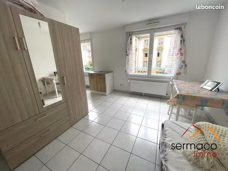 studio 1 pièce 29 m²