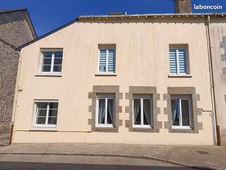 maison a vendre a commer