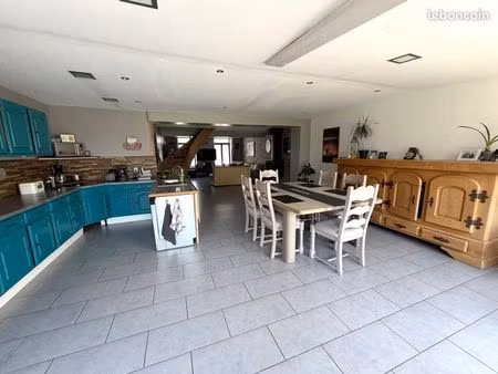 maison de ville 5 pièces 141 m²
