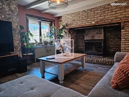 maison 7 pièces 145 m²