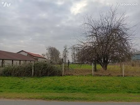terrain 997 m² lebiez