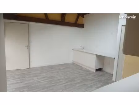 appartement 60m² chateau gontier refait à neuf