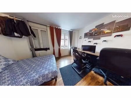 immeuble 18 pièces 425 m²