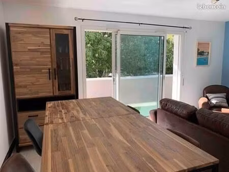 appartement t3 meublé vannes ouest excellent état