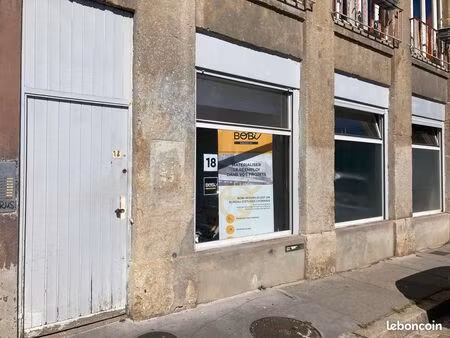 local pour bureaux 72 m² en rdc