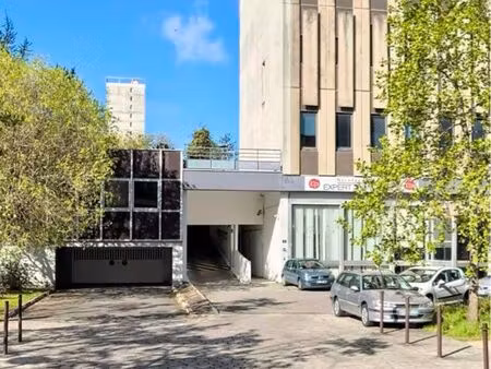 place de parking beaulieu