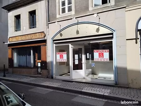 local commercial 90 m²