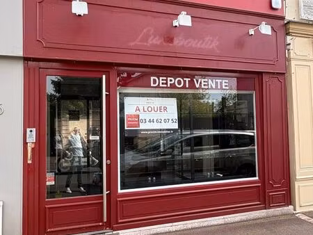 local commercial hyper centre chantilly
