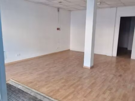 local commercial 51 m² gare creil