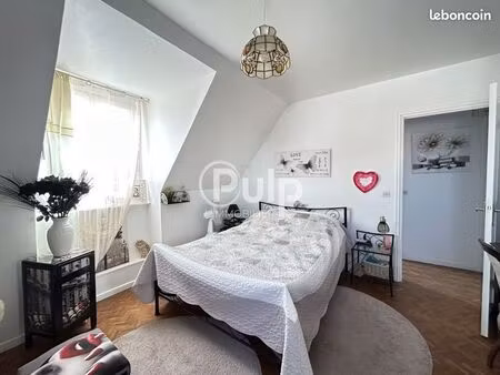 maison 7 pièces 134 m²