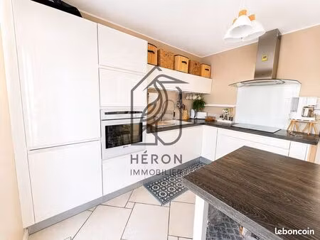 maison 6 pièces 100 m²