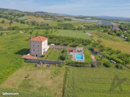 propriété 8 pièces 170 m²