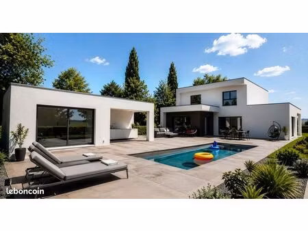 maison 7 pièces 200 m²