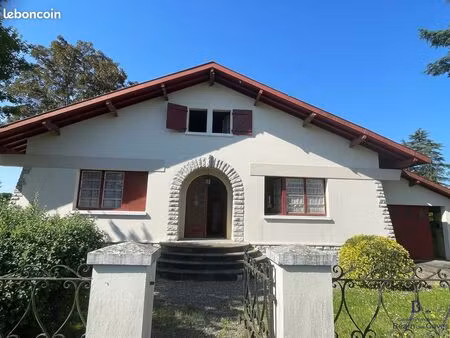 maison 7 pièces 160 m²