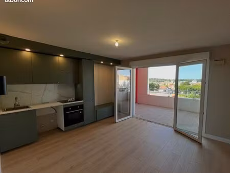 anglet bab t2 avec terrasse et parking