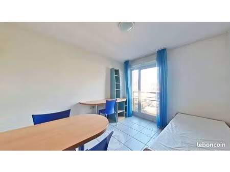 appartement 1 pièce 19 m²