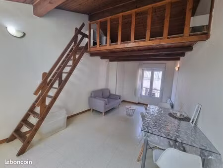 t2 duplex 26m² meublé  proche tram b / chu