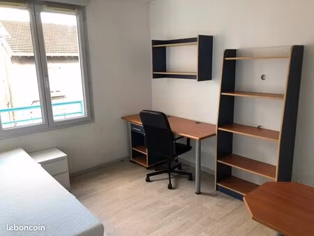 studio 1 pièce 20 m²