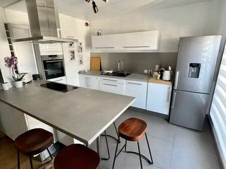 appartement 60m2 avec terrasse 30m2 centre illkirch entièrement climatisé