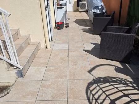 loue appartement meublé t3 70 m² en maison
