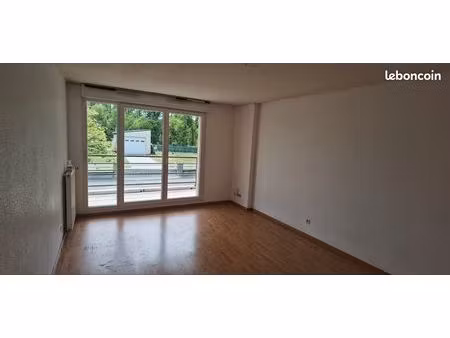 appartement 3 pièces 63 m2/garage/parking/balcon
