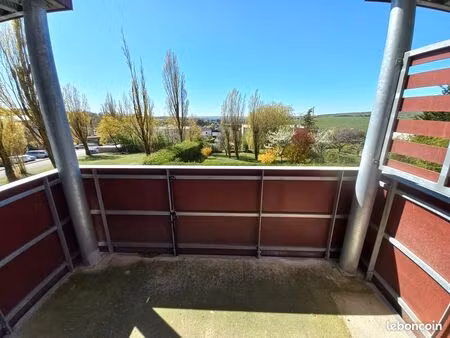 location d'un beau f4 lumineux avec un grand balcon secteur wehneck saint-avold