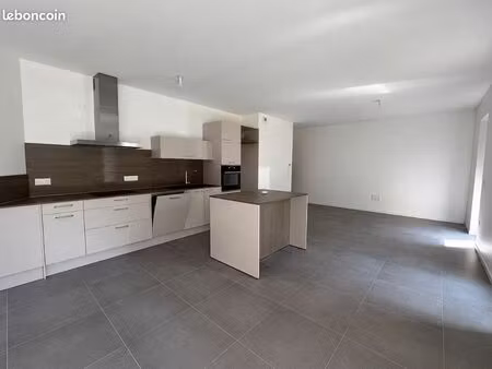 appartement 3 pièces 79 m²