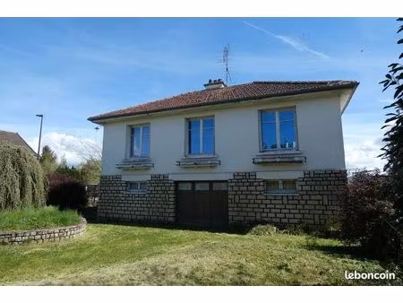 pavillon 3 pièces 64 m²