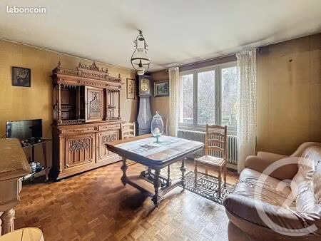 maison 5 pièces 77 m²