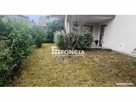 lyon 8ᵉ – superbe t3 avec terrasse et jardin privatif de 146 m²