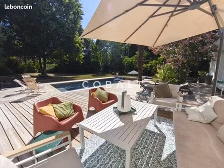 propriété 6 pièces 179 m²